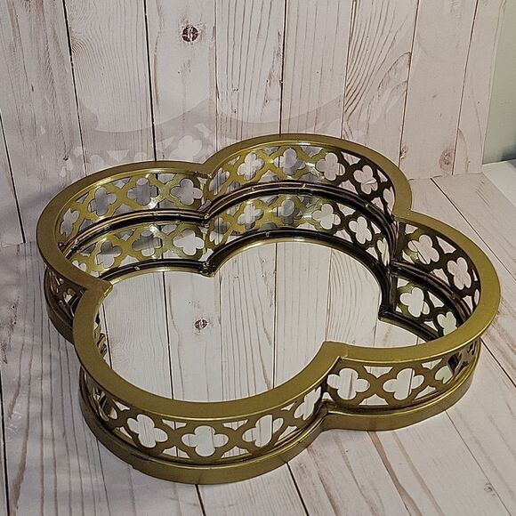 Sterling Industries Gold Tone Clover Mirrored Tray - Picture 1 of 12